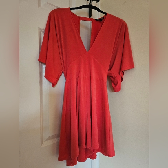 EXPRESS CORAL ROMPER - Picture 1 of 6